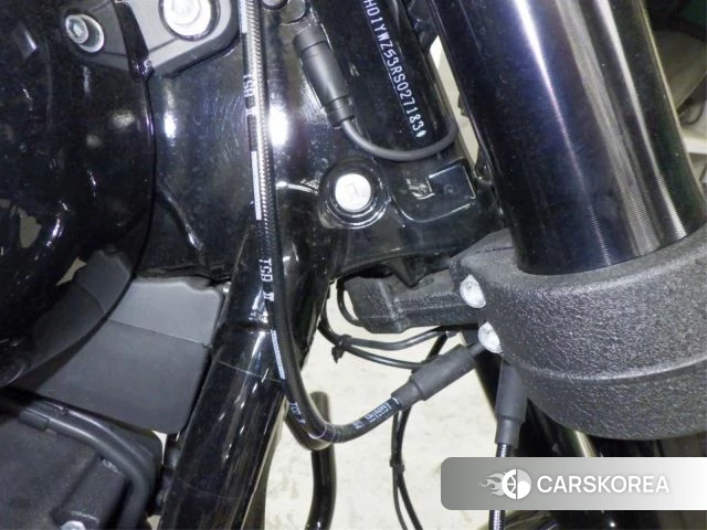Harley-Davidson Softail Low Rider S FXLRS1920 id 4248057 из Японии 24