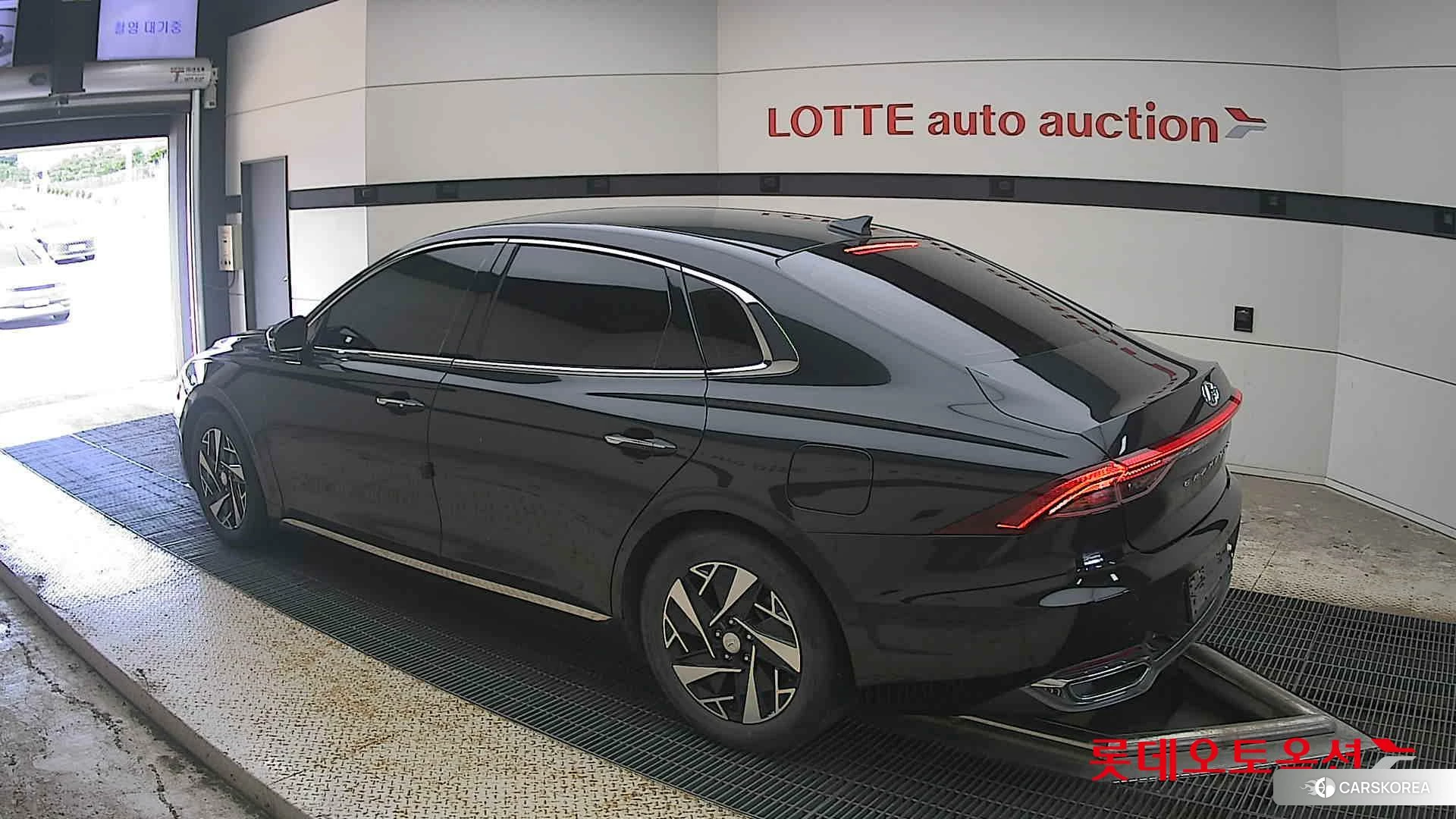 Hyundai Grandeur Hybrid id 4669132 из Кореи 37