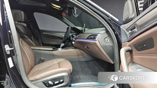 BMW 5 Series (G30) id 2965381 из Кореи 20