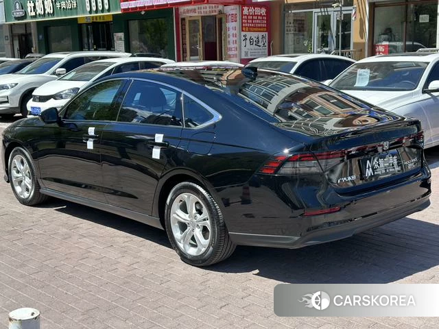 Honda Accord id 4307579 из Китая 18