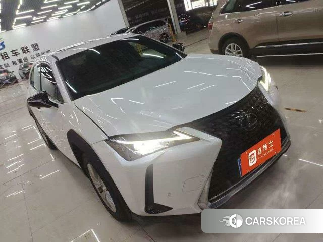 Lexus UX id 4274376 из Китая 13