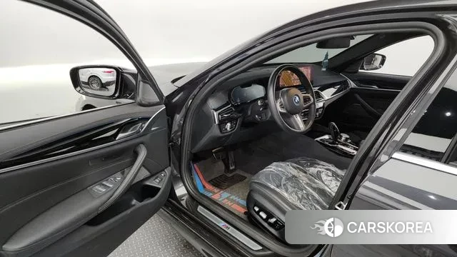 BMW 5 Series (G30) id 2998567 из Кореи 20