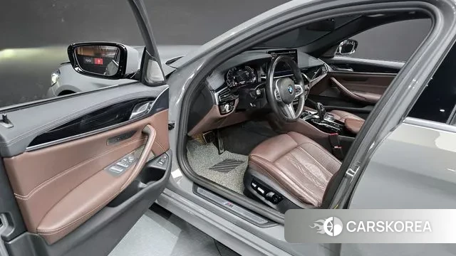 BMW 5 Series (G30) id 3003590 из Кореи 20