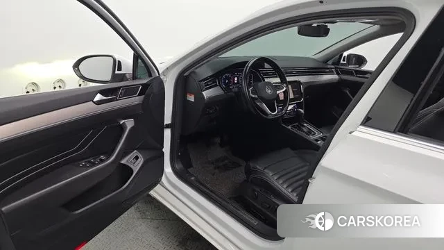 Volkswagen Passat GT (B8) id 3587493 из Кореи 20