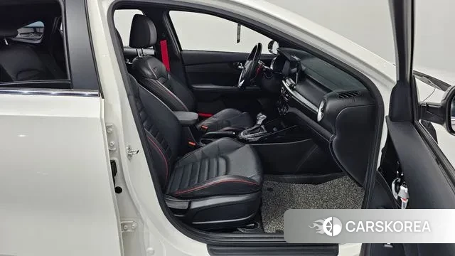 Kia Come New K3 id 3505254 из Кореи 20