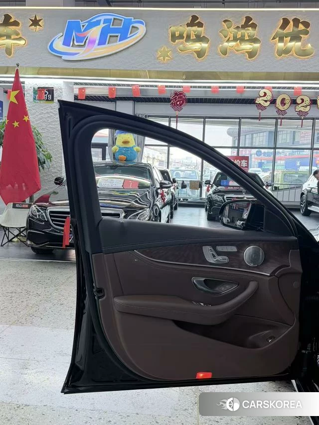 Mercedes-Benz E-class id 4213184 из Китая 12