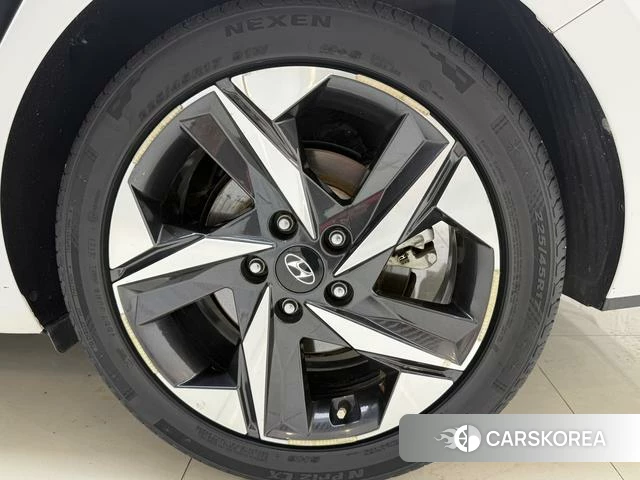 Hyundai Elantra id 4297763 из Китая 17