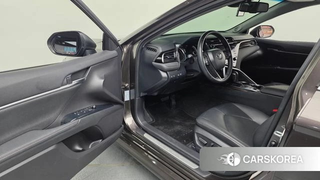 Toyota Camry (XV70) id 3879888 из Кореи 20