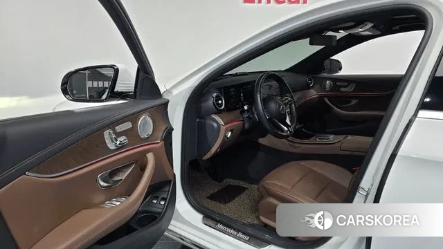 Mercedes-Benz E-Class W213 id 3741424 из Кореи 20