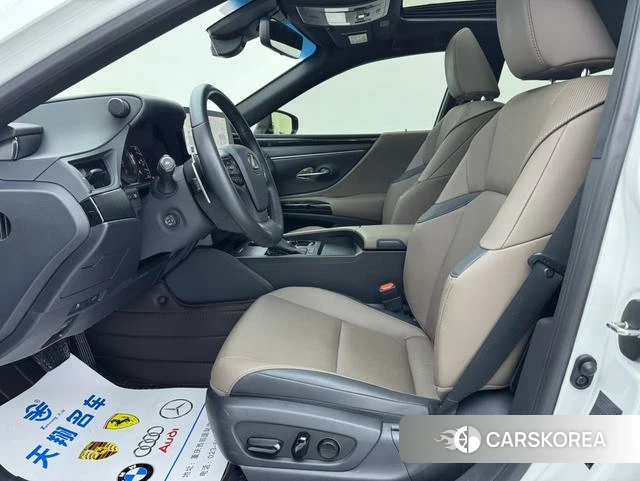 Lexus ES id 4297972 из Китая 20