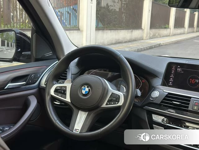 BMW X3 id 4228497 из Китая 21