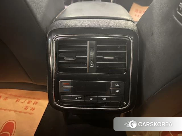 Volkswagen Passat id 4259698 из Китая 19