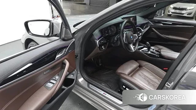 BMW 5 Series (G30) id 3601102 из Кореи 20