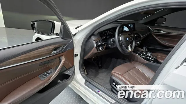 BMW 5 Series (G30) id 2827685 из Кореи 20