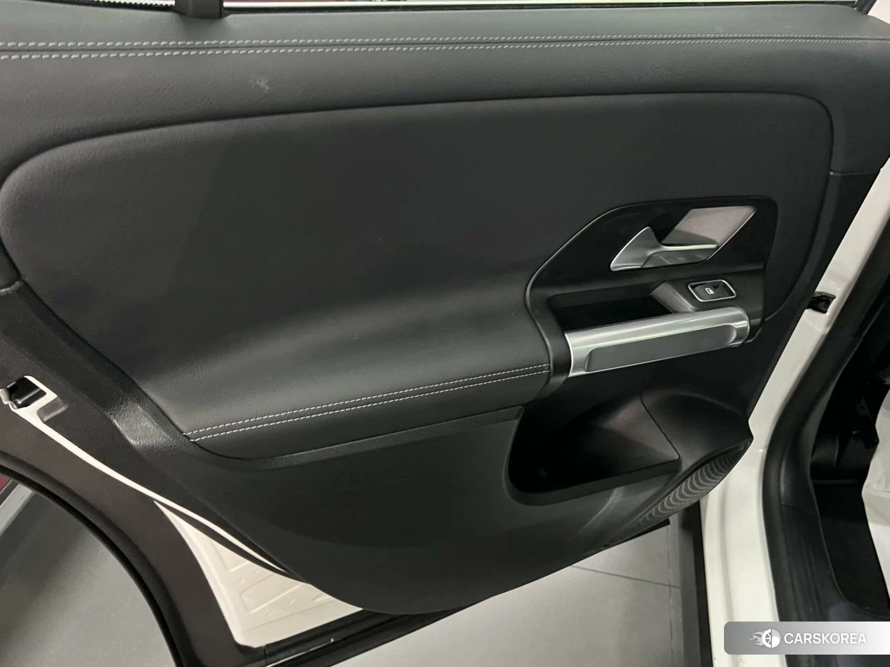 Mercedes-Benz GLB id 4512371 из Китая 17