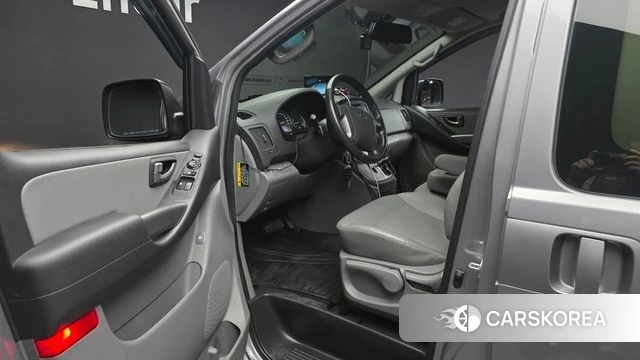 Hyundai The New Grand Starex id 4562236 из Кореи 30