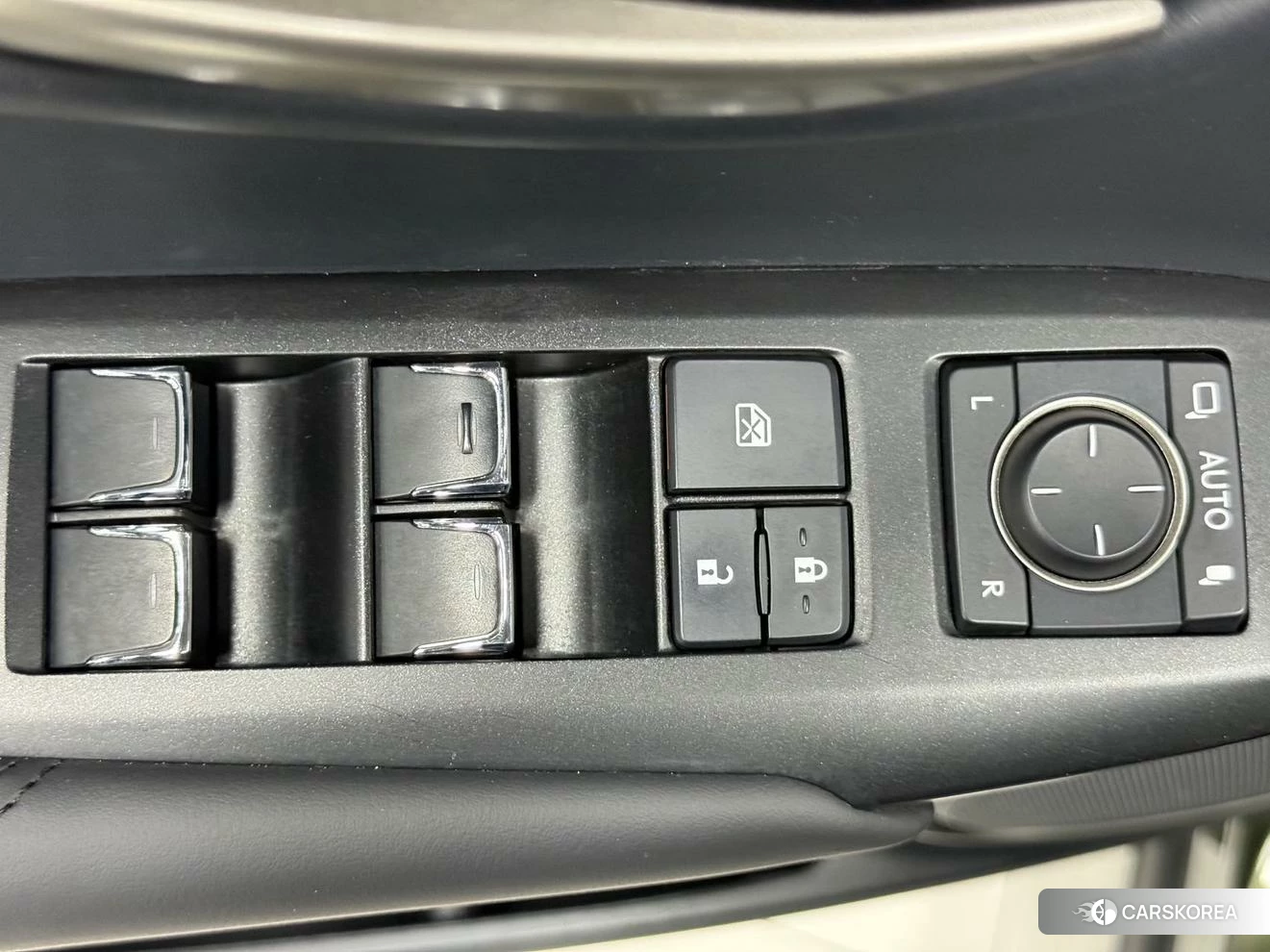 Lexus NX id 4504871 из Китая 22