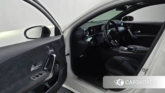 Mercedes-Benz A-Class W177 id 3487292 из Кореи 20