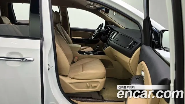 Kia The New Carnival id 2876603 из Кореи 20