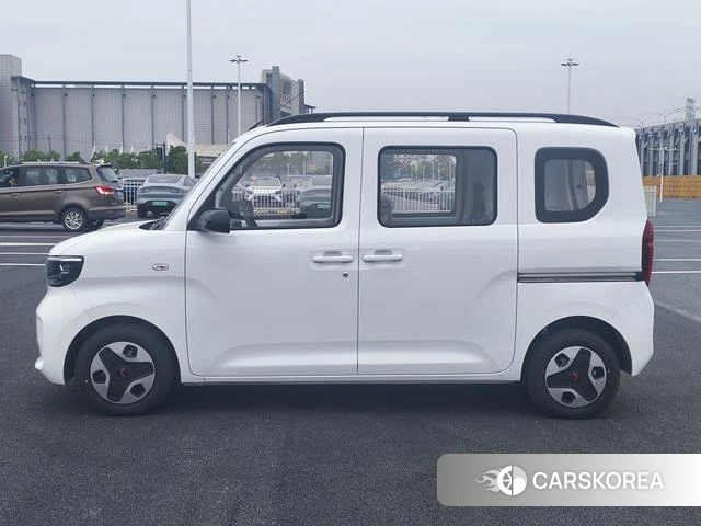 Wuling Automobile Wuling Light EV id 4236583 из Китая 17