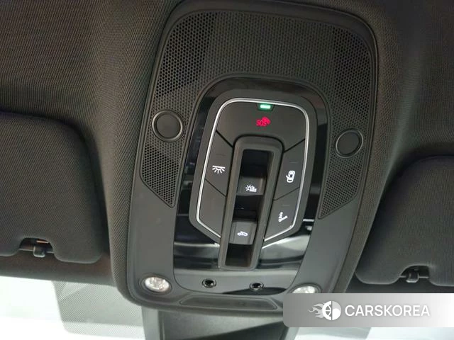 Audi A6L id 4297679 из Китая 24