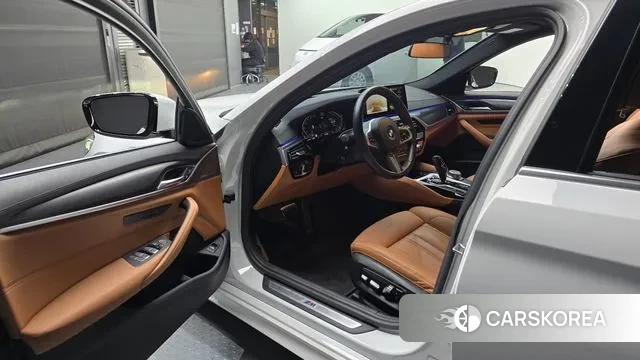 BMW 5 Series (G30) id 3690193 из Кореи 20