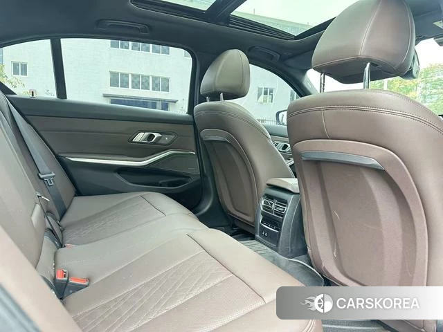 BMW 3 series id 4265587 из Китая 19