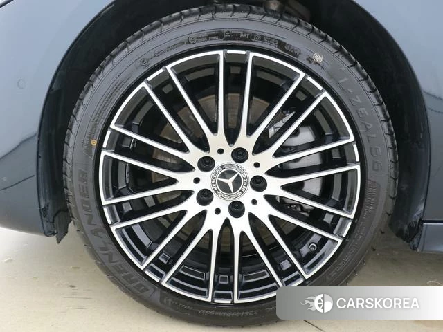 Mercedes-Benz Class C id 4260471 из Китая 16