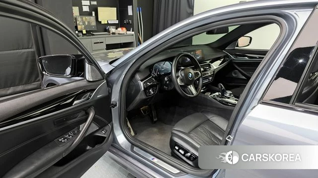 BMW 5 Series (G30) id 3942791 из Кореи 20