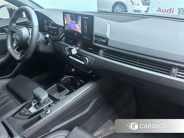 Audi A4L id 4367539 из Китая 15