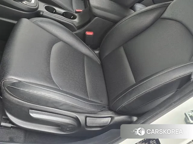 Kia Come New K3 id 3504398 из Кореи 19