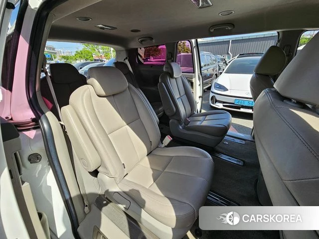 Kia All New Carnival id 4180782 из Кореи 17