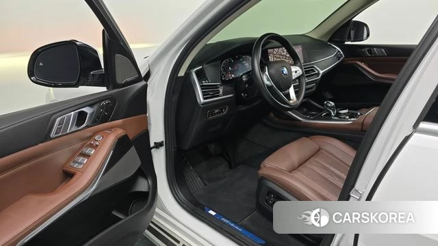 BMW X7 (G07) id 4396919 из Кореи 31