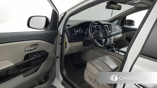 Kia The New Carnival id 4531013 из Кореи 33