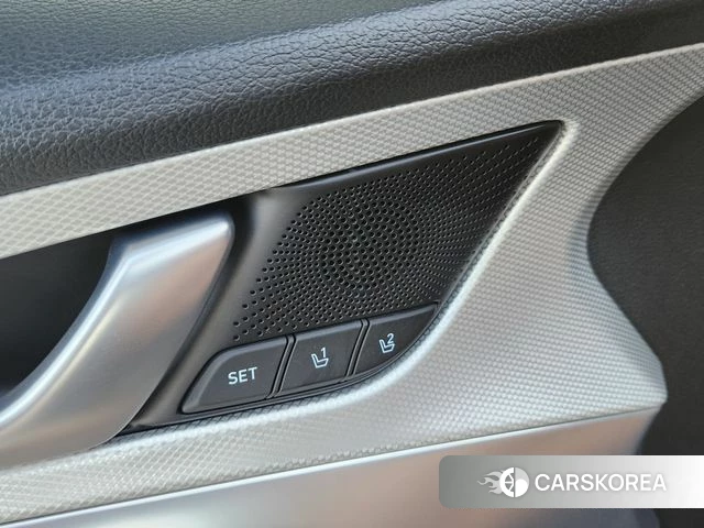 Genesis The New G70 id 3897151 из Кореи 20