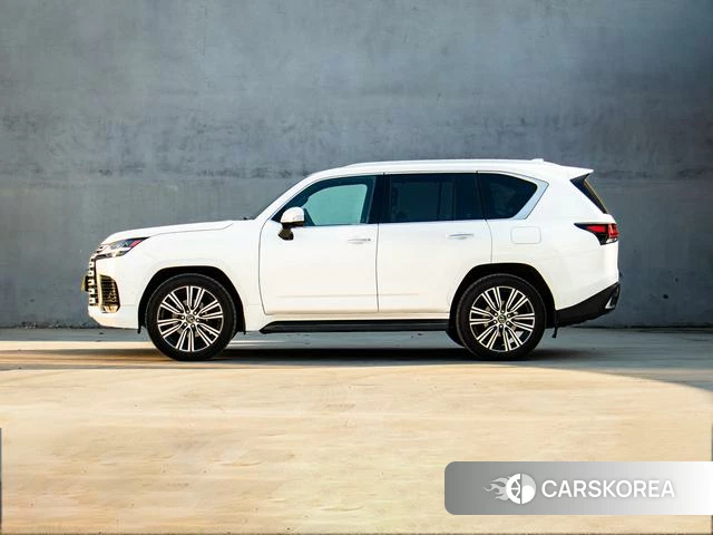 Lexus LX id 4272241 из Китая 19