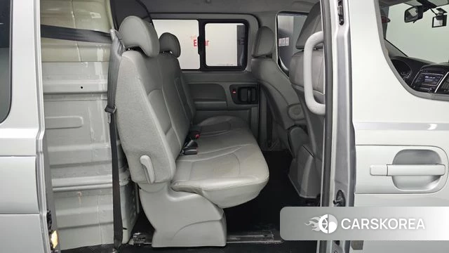 Hyundai The New Grand Starex id 4703494 из Кореи 36