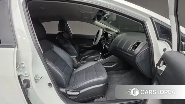 Kia The New K3 id 3728785 из Кореи 20