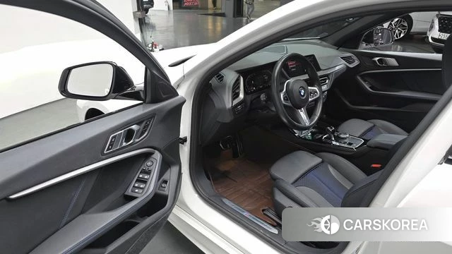 BMW 1 Series (F40) id 3826472 из Кореи 20