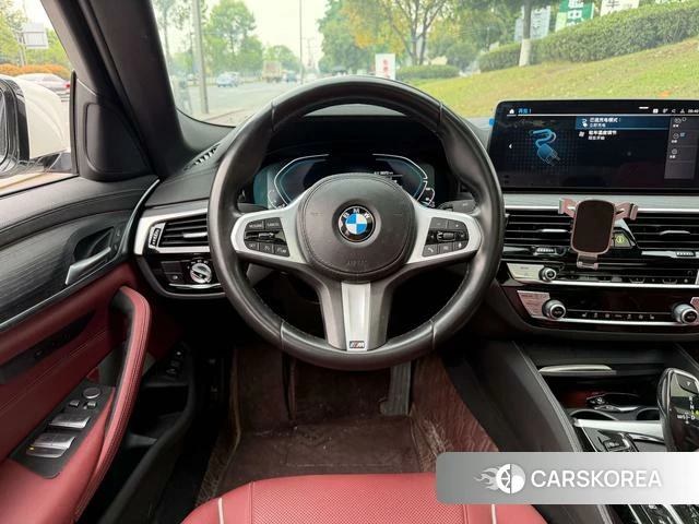 BMW 5 series PHEV id 4258917 из Китая 14