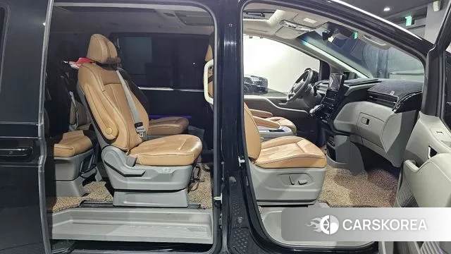 Hyundai Staria id 3513332 из Кореи 20