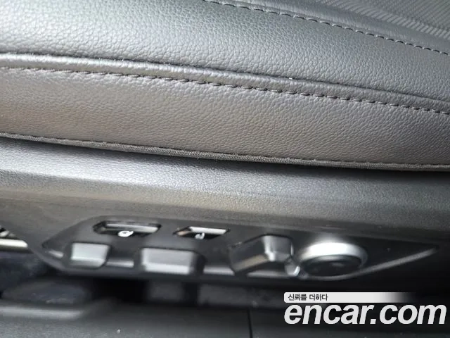 Hyundai Grandeur (GN7) id 2943580 из Кореи 17