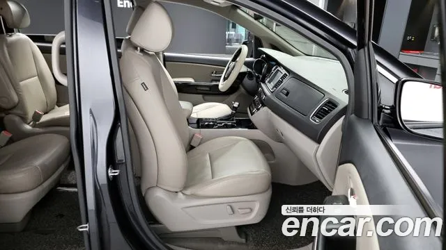 Kia The New Carnival id 2352527 из Кореи 20