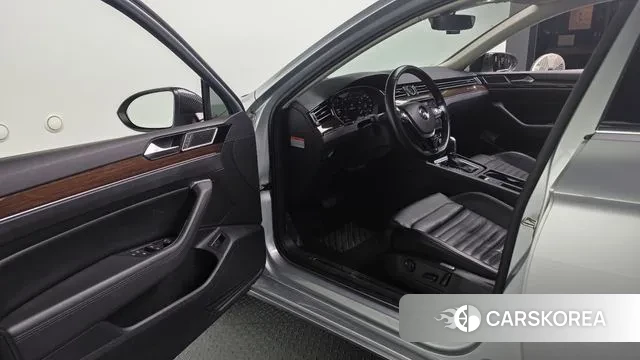 Volkswagen Passat GT (B8) id 3563343 из Кореи 20