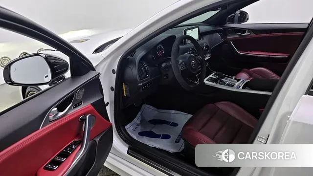 Kia Stinger id 2990879 из Кореи 20