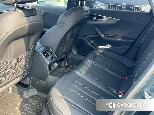 Audi A4L id 4258831 из Китая 17