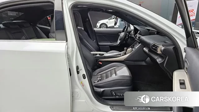 Lexus New IS300 id 3558137 из Кореи 20