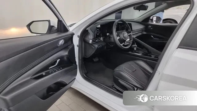 Hyundai Avante Hybrid (CN7) id 3053582 из Кореи 20