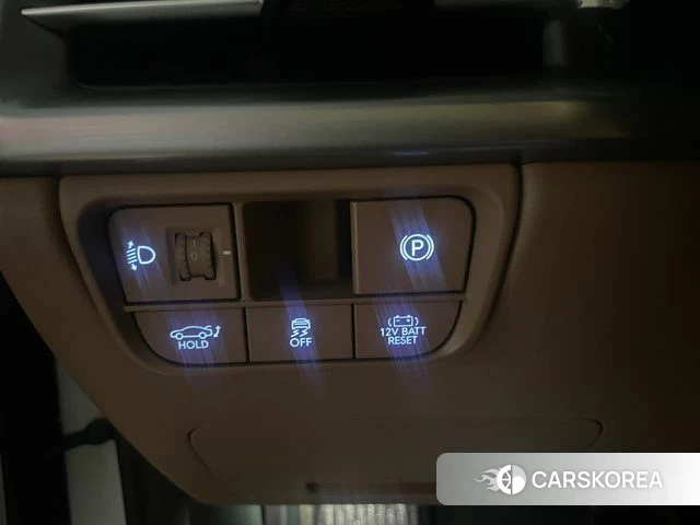 Hyundai Grandeur Hybrid (GN7) id 4880335 из Кореи 20