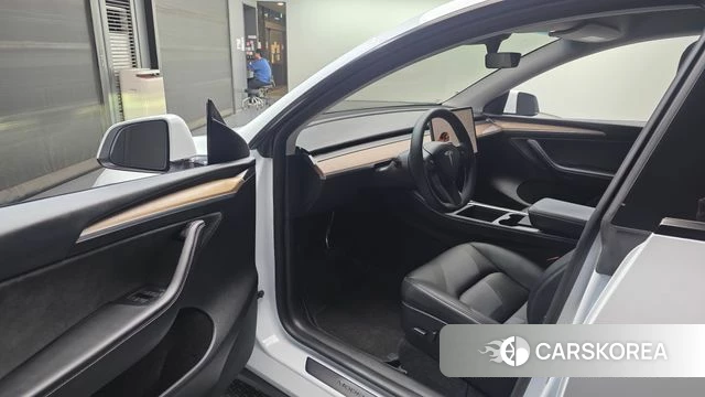 Tesla Model Y id 3831855 из Кореи 20